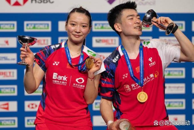 泰国队碾压法国队，郑思维惊艳四座
