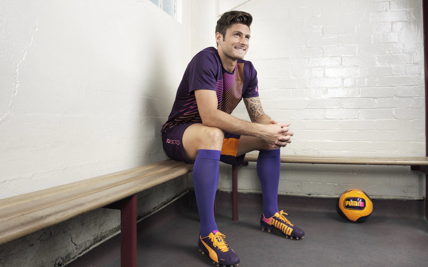 维尼修斯爆发点燃绿茵,塞内加尔连续得分压制日本展现非洲力量