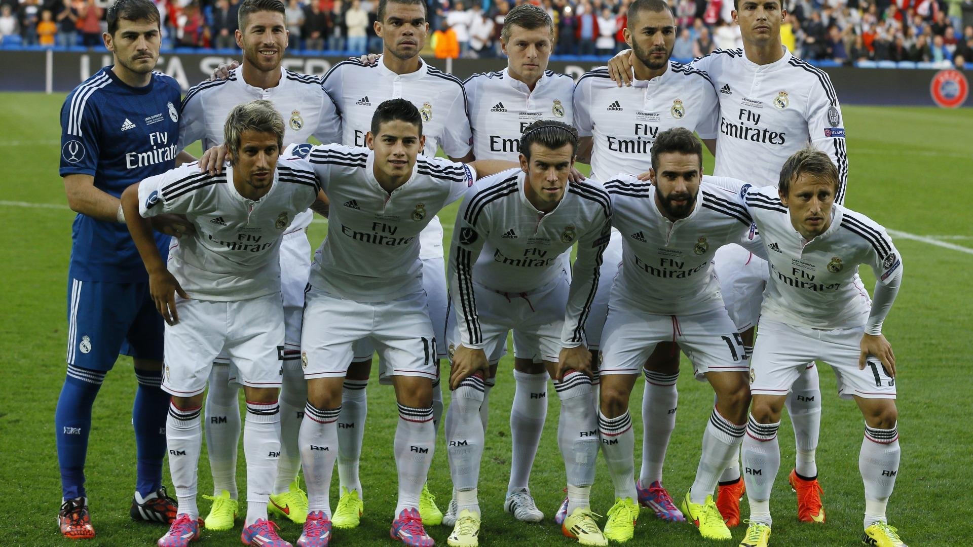 杜兰特,终场前的一手掌控,快船险胜雄鹿的胜负手